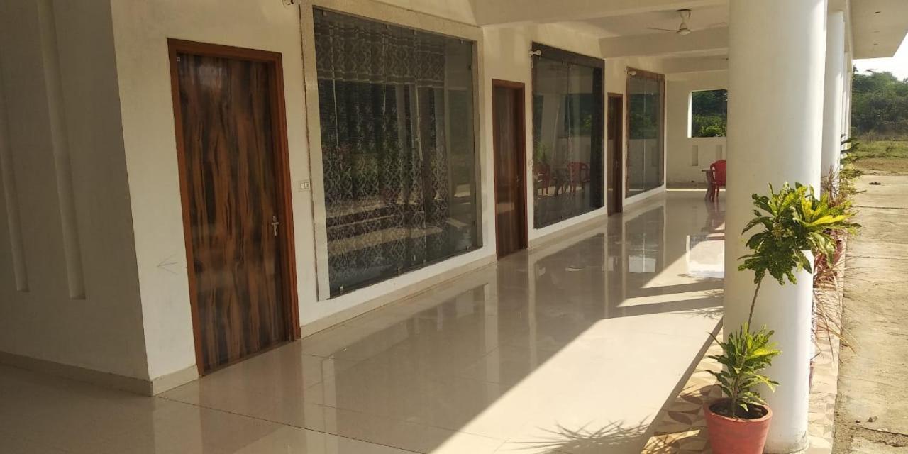 فندق Radha Rani Mahal Khajurāho المظهر الخارجي الصورة